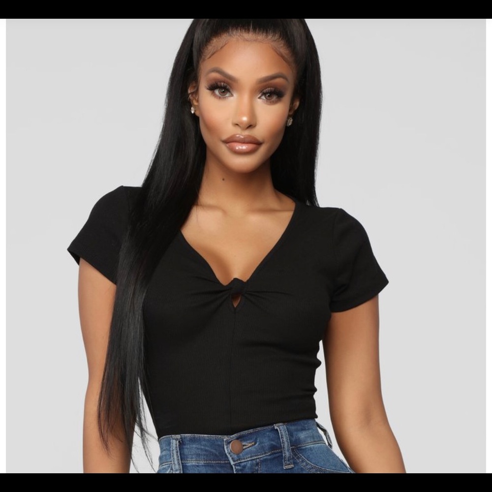 Fashion Nova Knotted V Neck Tee